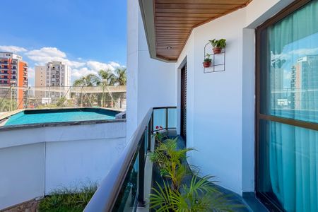 Apartamento à venda com 117m², 3 quartos e 3 vagas Apartamento à venda com 117m², 3 quartos e 3 vagasVaranda da Sala