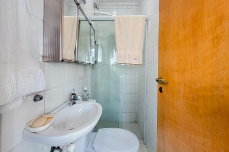 Apartamento à venda com 117m², 3 quartos e 3 vagas Apartamento à venda com 117m², 3 quartos e 3 vagasBanheiro de Serviço