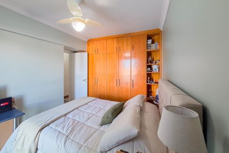 Apartamento à venda com 117m², 3 quartos e 3 vagas Apartamento à venda com 117m², 3 quartos e 3 vagasQuarto 2