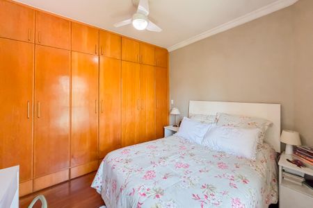 Apartamento à venda com 117m², 3 quartos e 3 vagas Apartamento à venda com 117m², 3 quartos e 3 vagasSuíte