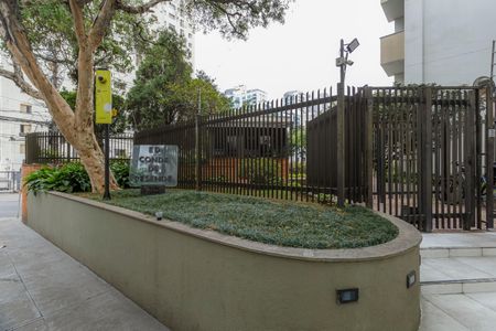 Apartamento à venda com 45m², 1 quarto e 1 vaga Apartamento à venda com 45m², 1 quarto e 1 vagaFachada