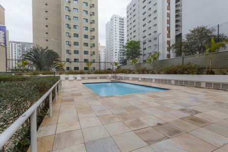 Apartamento à venda com 45m², 1 quarto e 1 vaga Apartamento à venda com 45m², 1 quarto e 1 vagaÁrea comum - Piscina