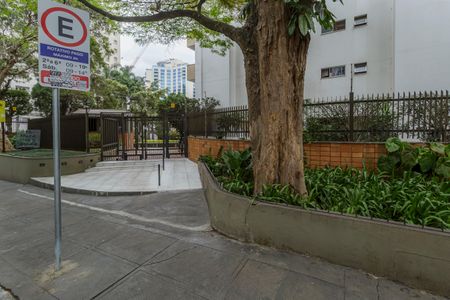 Apartamento à venda com 45m², 1 quarto e 1 vaga Apartamento à venda com 45m², 1 quarto e 1 vagaFachada