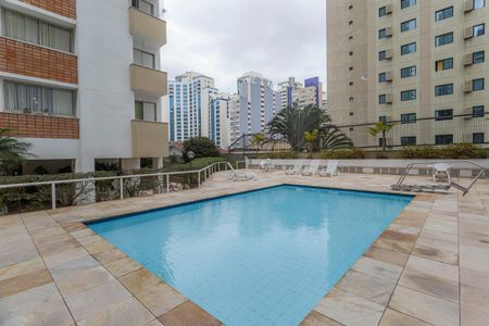 Apartamento à venda com 45m², 1 quarto e 1 vaga Apartamento à venda com 45m², 1 quarto e 1 vagaÁrea comum - Piscina