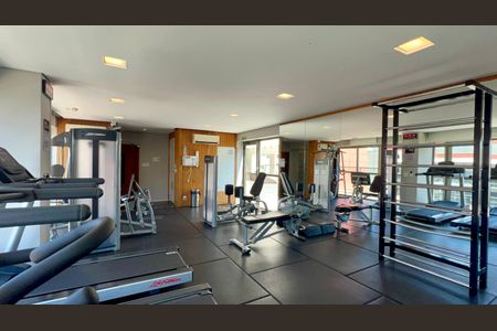 Studio à venda com 42m², 1 quarto e 1 vagaPiscina