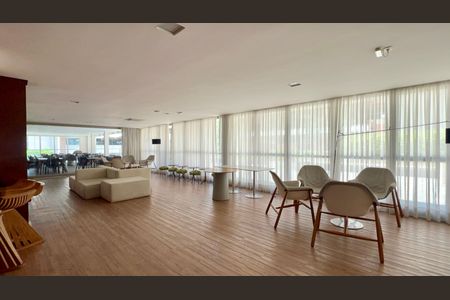 Studio à venda com 42m², 1 quarto e 1 vagaSalão de Festas