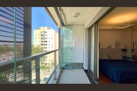 Studio à venda com 42m², 1 quarto e 1 vagaVaranda