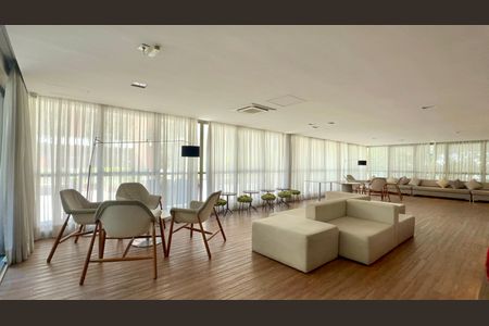 Studio à venda com 42m², 1 quarto e 1 vagaSalão de Festas