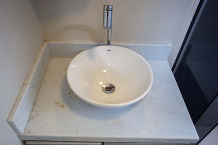 Apartamento à venda com 55m², 2 quartos e 1 vagaBanheiro Social