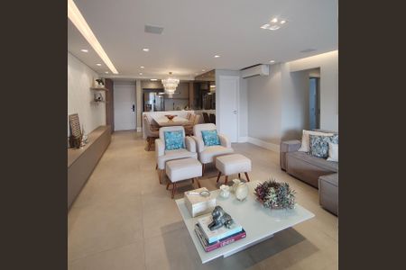 Apartamento à venda com 115m², 2 quartos e 2 vagasFoto 08