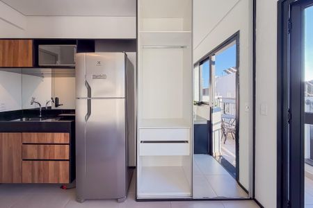 Studio à venda com 21m², 1 quarto e sem vaga Studio à venda com 21m², 1 quarto e sem vagaStudio - Armários