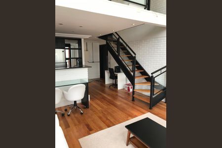 Sala de apartamento para alugar com 1 quarto, 75m² em Cerqueira César, São Paulo