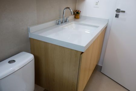 Apartamento para alugar com 59m², 2 quartos e 1 vagaBanheiro da Suíte 2