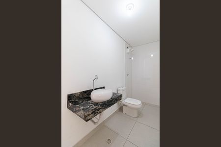 Casa à venda com 204m², 3 quartos e 4 vagasBanheiro 2