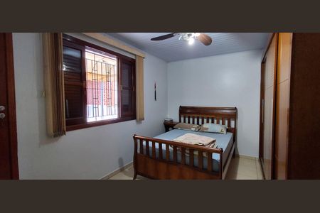 Casa à venda com 180m², 3 quartos e 1 vagaQuarto 1