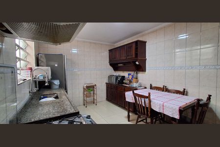 Casa à venda com 180m², 3 quartos e 1 vagaCozinha 