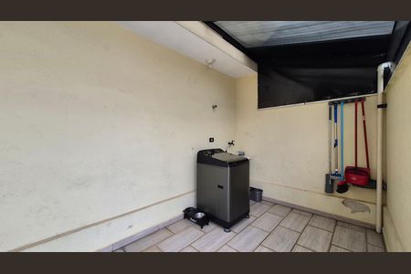 Apartamento à venda com 100m², 2 quartos e 2 vagasLavanderia 