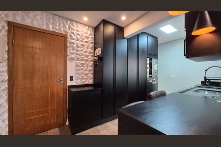 Apartamento à venda com 100m², 2 quartos e 2 vagasCozinha 
