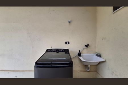 Apartamento à venda com 100m², 2 quartos e 2 vagasLavanderia 