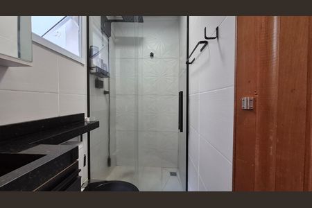 Apartamento à venda com 100m², 2 quartos e 2 vagasBanheiro 
