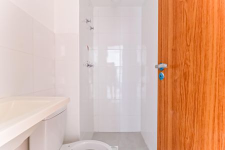Apartamento para alugar com 41m², 2 quartos e 1 vaga Apartamento para alugar com 41m², 2 quartos e 1 vagaBanheiro