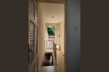 Casa de condomínio para alugar com 65m², 2 quartos e 1 vagaEscritório