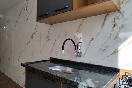 Casa de condomínio para alugar com 65m², 2 quartos e 1 vaga Casa de condomínio para alugar com 65m², 2 quartos e 1 vagaCozinha - Armários