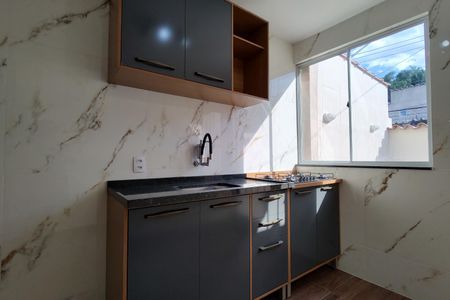 Casa de condomínio para alugar com 65m², 2 quartos e 1 vaga Casa de condomínio para alugar com 65m², 2 quartos e 1 vagaCozinha - Armários