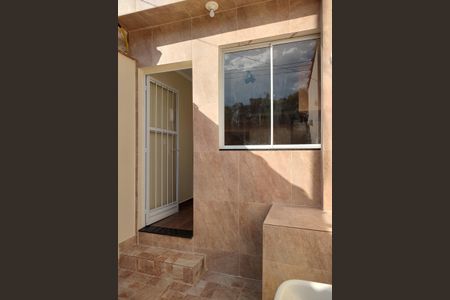 Casa de condomínio para alugar com 65m², 2 quartos e 1 vagaFachada 