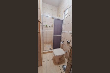 Banheiro de apartamento para alugar com 2 quartos, 55m² em Pilares, Rio de Janeiro