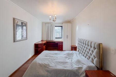 Apartamento à venda com 128m², 3 quartos e 2 vagas Apartamento à venda com 128m², 3 quartos e 2 vagasSuíte