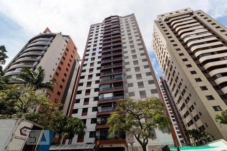 Apartamento à venda com 128m², 3 quartos e 2 vagas Apartamento à venda com 128m², 3 quartos e 2 vagasFachada