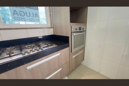 Casa de condomínio para alugar com 70m², 2 quartos e 2 vagasCozinha