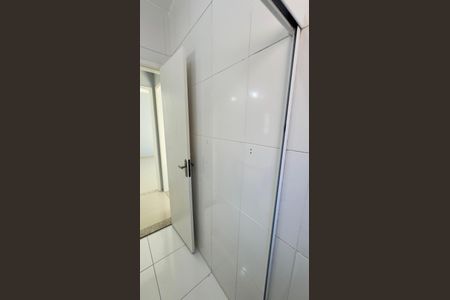 Casa de condomínio para alugar com 70m², 2 quartos e 2 vagasBanheiro