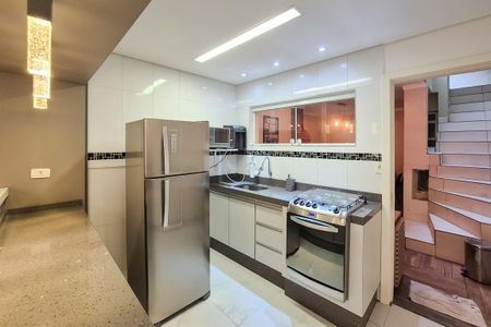Casa à venda com 124m², 2 quartos e 2 vagasCozinha 