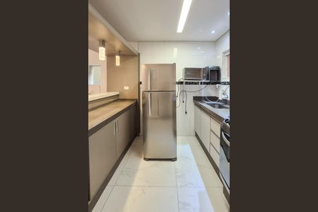 Casa à venda com 124m², 2 quartos e 2 vagasCozinha 