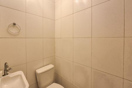 Casa à venda com 124m², 2 quartos e 2 vagasBanheiro Área gourmet