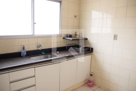 Apartamento para alugar com 250m², 4 quartos e 2 vagasCozinha e Área de Serviço