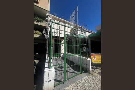 Apartamento à venda com 70m², 1 quarto e sem vagaFachada