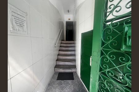 Apartamento à venda com 70m², 1 quarto e sem vagaHall