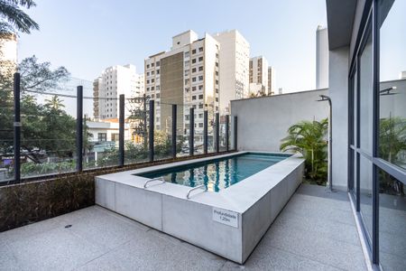 Studio para alugar com 30m², 1 quarto e sem vagaPiscina