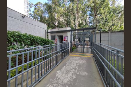 Apartamento para alugar com 40m², 2 quartos e sem vaga Apartamento para alugar com 40m², 2 quartos e sem vagaFachada e portaria