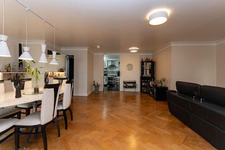 Apartamento para alugar com 165m², 4 quartos e 3 vagas Apartamento para alugar com 165m², 4 quartos e 3 vagasSala