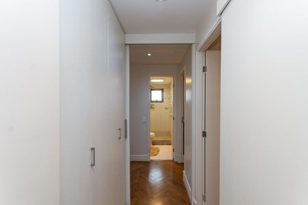 Apartamento para alugar com 165m², 4 quartos e 3 vagas Apartamento para alugar com 165m², 4 quartos e 3 vagasQuarto 2 Suíte