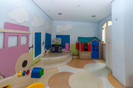 Apartamento para alugar com 165m², 4 quartos e 3 vagas Apartamento para alugar com 165m², 4 quartos e 3 vagasÁrea comum