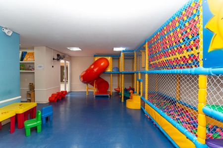 Apartamento para alugar com 165m², 4 quartos e 3 vagas Apartamento para alugar com 165m², 4 quartos e 3 vagasÁrea comum