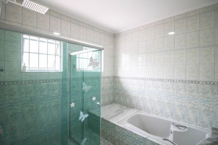 Casa para alugar com 160m², 2 quartos e 2 vagasBANHEIRO DA SUÍTE