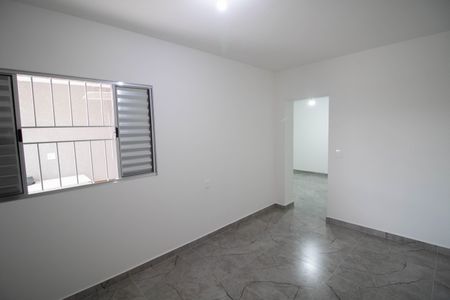 Casa para alugar com 160m², 2 quartos e 2 vagasEDÍCULA