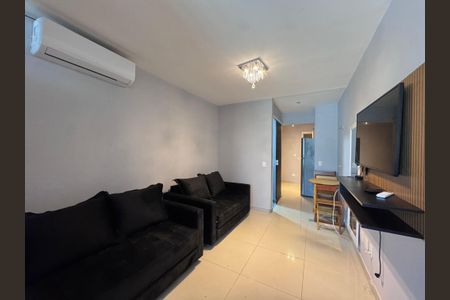 Apartamento à venda com 32m², 1 quarto e 1 vaga Apartamento à venda com 32m², 1 quarto e 1 vagaSala