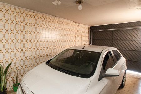 Casa à venda com 250m², 3 quartos e 3 vagas Casa à venda com 250m², 3 quartos e 3 vagasGaragem